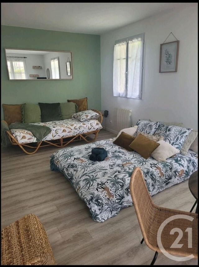 Appartement F2 à louer - 2 pièces - 48.8 m2 - BAILLY ROMAINVILLIERS - 77 - ILE-DE-FRANCE - Century 21 Orquéra Immobilier