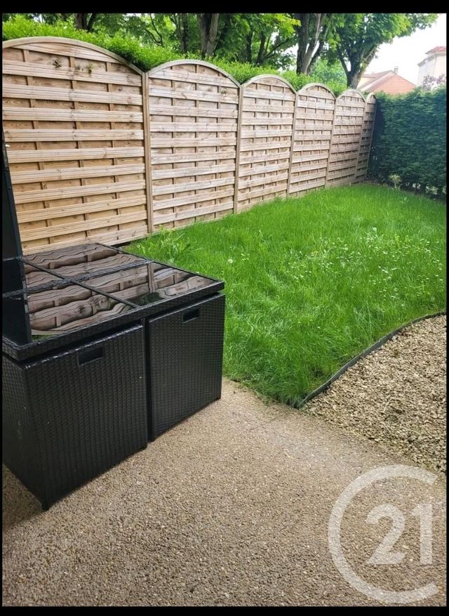 Appartement F2 à louer - 2 pièces - 48.8 m2 - BAILLY ROMAINVILLIERS - 77 - ILE-DE-FRANCE - Century 21 Orquéra Immobilier