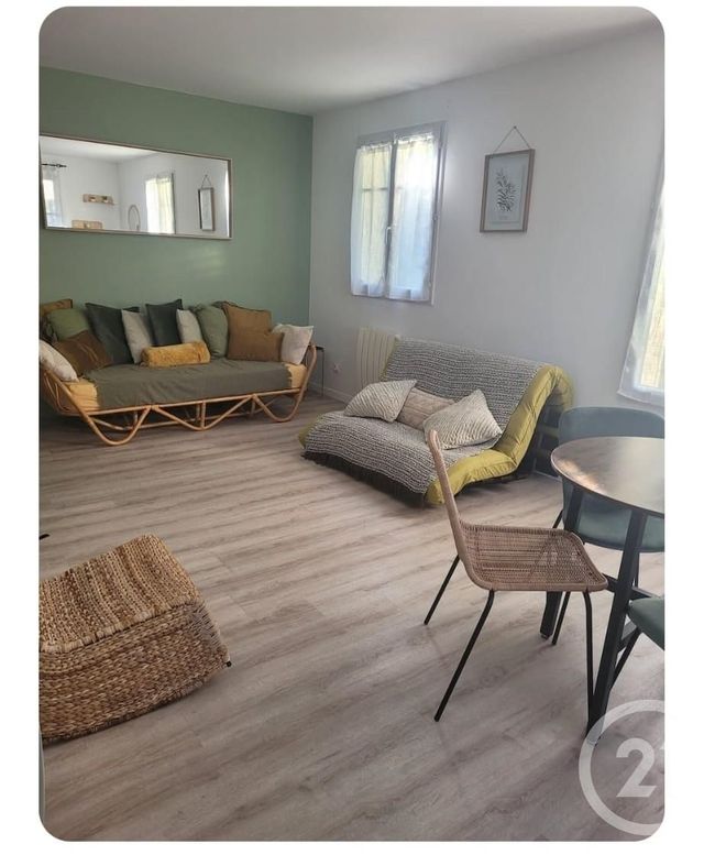 Appartement F2 à louer - 2 pièces - 48.8 m2 - BAILLY ROMAINVILLIERS - 77 - ILE-DE-FRANCE - Century 21 Orquéra Immobilier