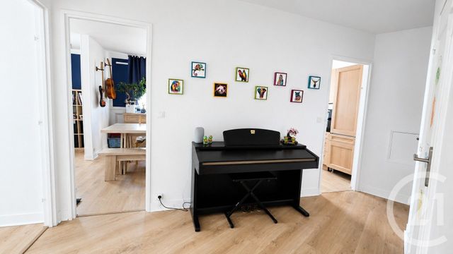 Appartement F3 à vendre - 4 pièces - 76.63 m2 - CHELLES - 77 - ILE-DE-FRANCE - Century 21 Orquéra Immobilier