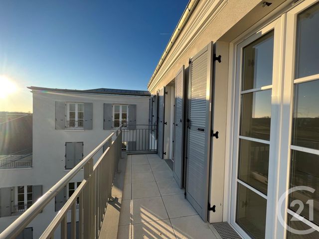 Appartement F3 à louer - 3 pièces - 60.4 m2 - SERRIS - 77 - ILE-DE-FRANCE - Century 21 Orquéra Immobilier