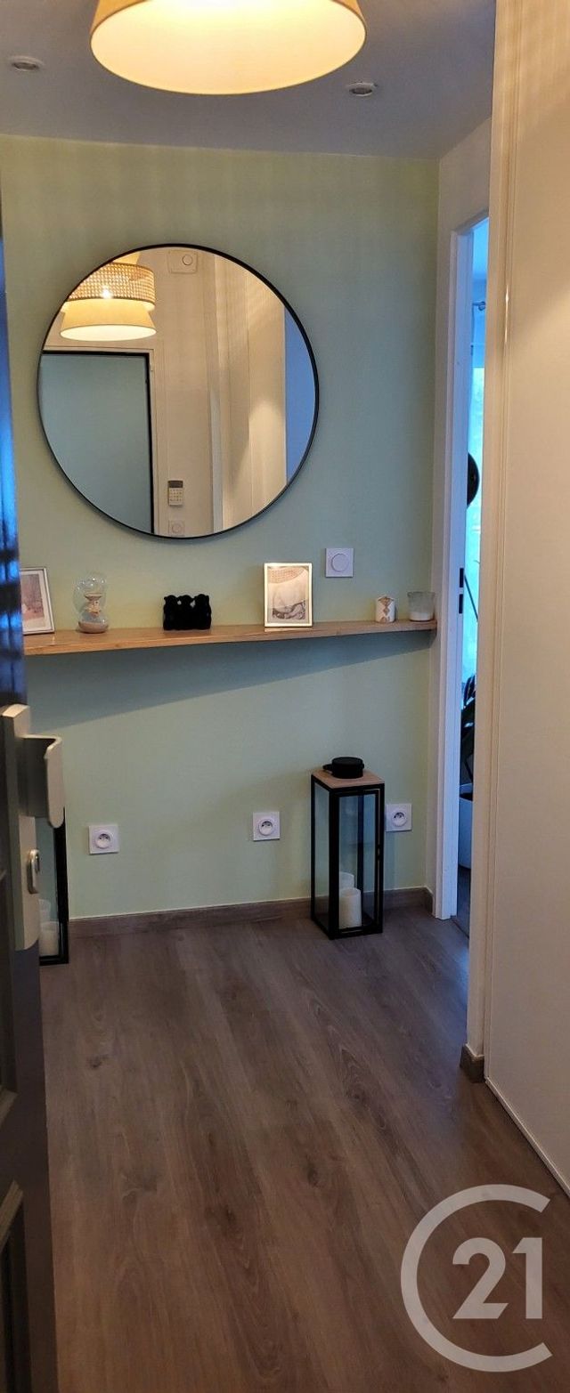 Appartement F3 à louer - 3 pièces - 56.43 m2 - LAGNY SUR MARNE - 77 - ILE-DE-FRANCE - Century 21 Orquéra Immobilier