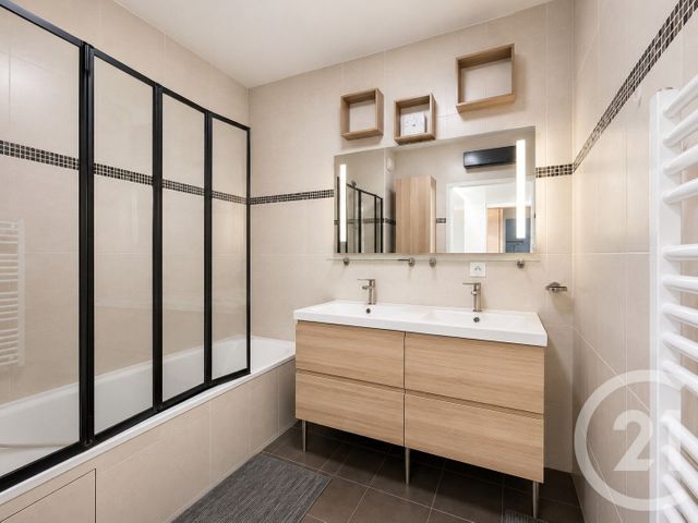 Appartement F3 à louer - 3 pièces - 56.43 m2 - LAGNY SUR MARNE - 77 - ILE-DE-FRANCE - Century 21 Orquéra Immobilier