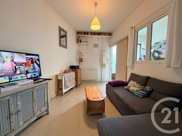Appartement F3 à vendre - 3 pièces - 46.02 m2 - VAIRES SUR MARNE - 77 - ILE-DE-FRANCE - Century 21 Orquéra Immobilier