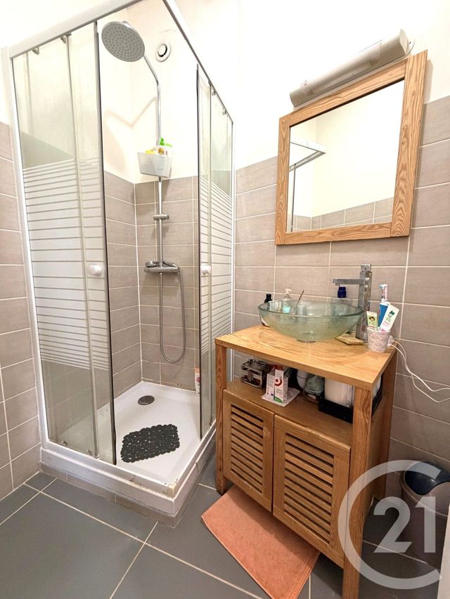 Appartement F3 à vendre - 3 pièces - 46.02 m2 - VAIRES SUR MARNE - 77 - ILE-DE-FRANCE - Century 21 Orquéra Immobilier