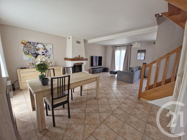 maison à vendre - 5 pièces - 111.51 m2 - CHELLES - 77 - ILE-DE-FRANCE - Century 21 Orquéra Immobilier