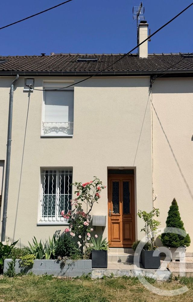 maison à vendre - 4 pièces - 74.36 m2 - DAMPMART - 77 - ILE-DE-FRANCE - Century 21 Orquéra Immobilier