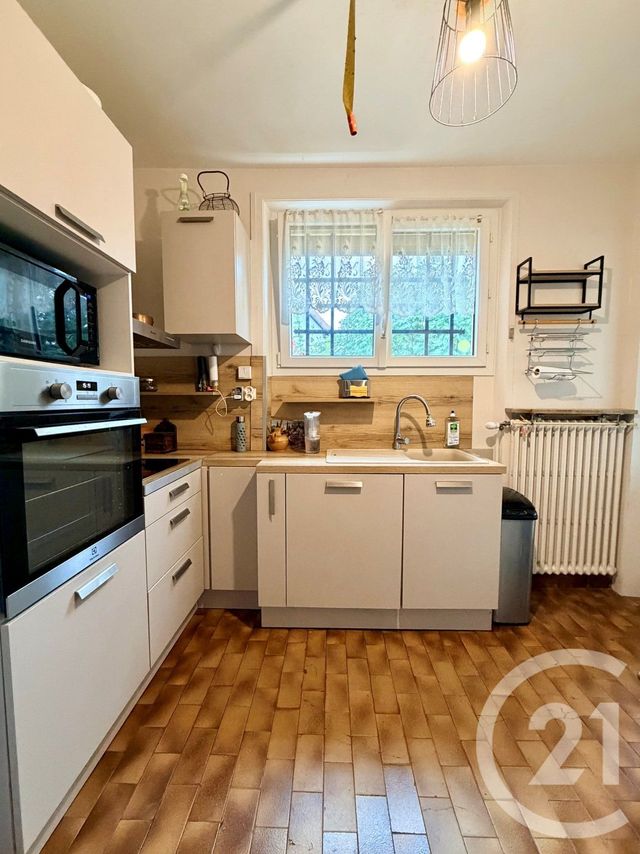 maison à vendre - 6 pièces - 131.85 m2 - DAMPMART - 77 - ILE-DE-FRANCE - Century 21 Orquéra Immobilier